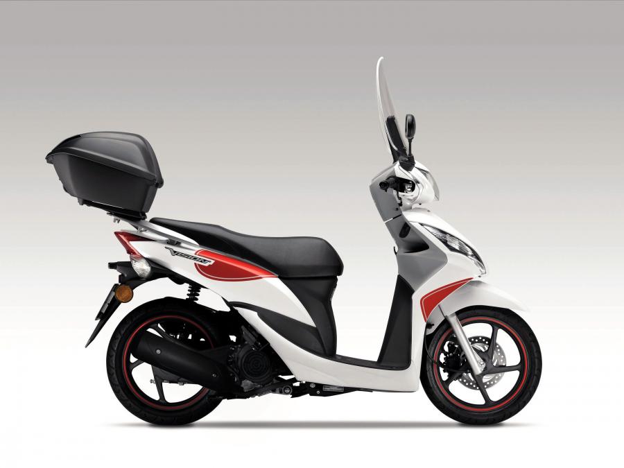 Honda Vision 50 14 with Honda Genuine Accessories